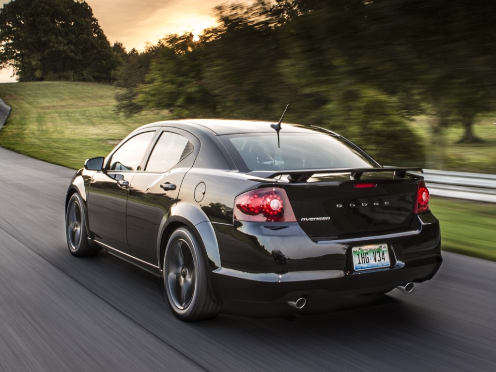 Dodge Avenger 2.4 16V (Automático)